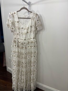 Elegant Ivory Embroidered Floral Maxi Dress by Ivy City